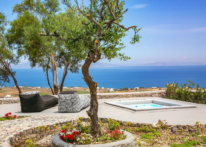 Elysian Santorini Villa Oia 